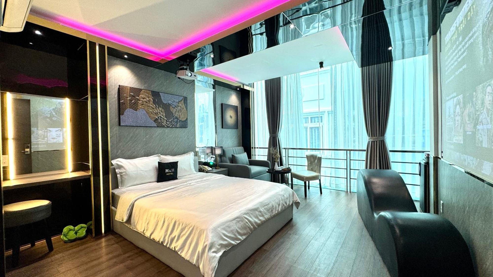 M&H Hotel Ho Chi Minh City Exterior photo