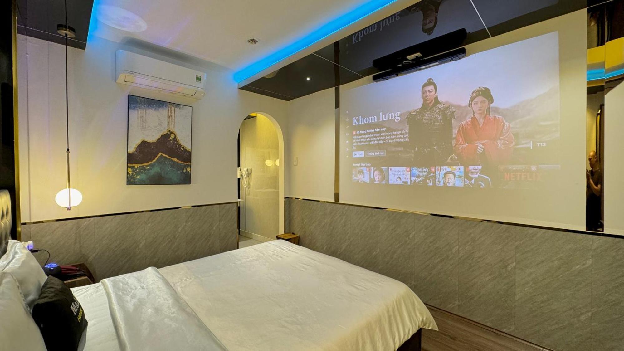 M&H Hotel Ho Chi Minh City Exterior photo